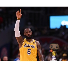 Funko Pop N°152 Basketball NBA LeBron James Vinyl Figure